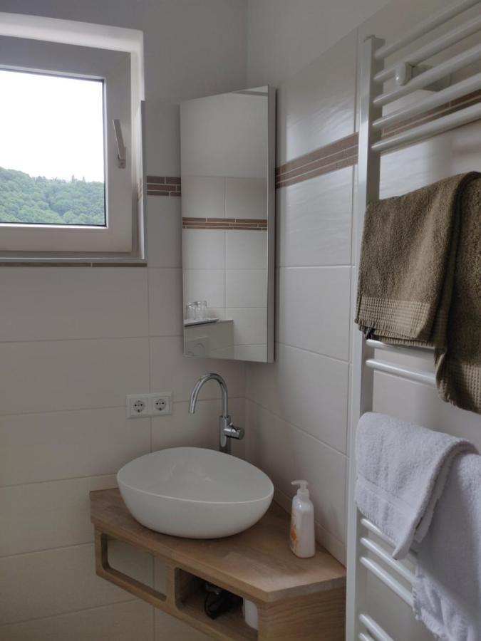 Hotel Weingut Stiftshof à Enkirch Extérieur photo